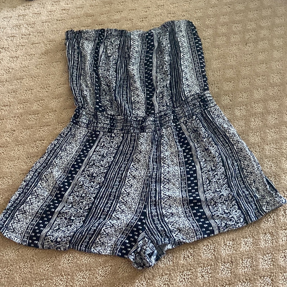 Forever 21 Sleeveless Romper